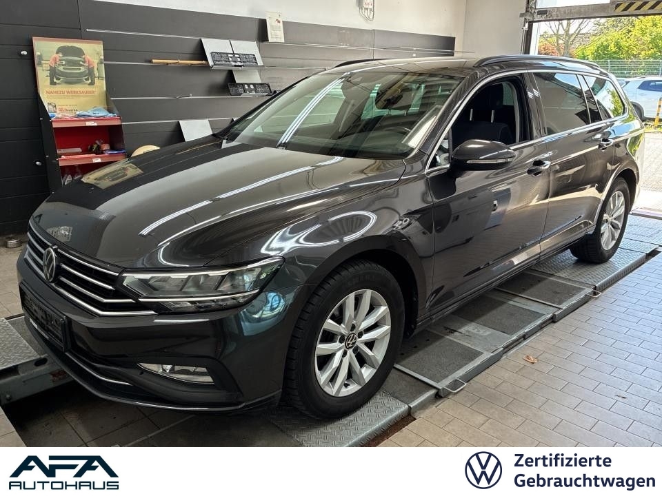 VW Passat Variant