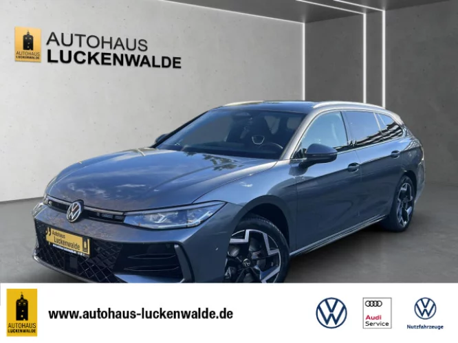 Details zum Fahrzeug: VW Passat Variant 2.0 TDI 4M R-Line DSG *PANO*HuD*