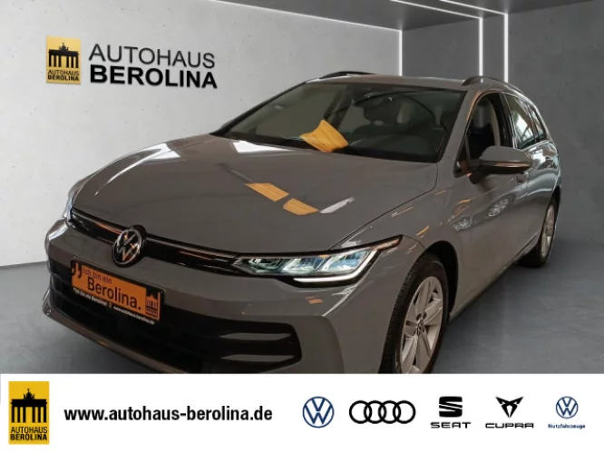 Details zum Fahrzeug: VW Golf VIII Variant 1.5 eTSI Life DSG *ACC*SHZ*