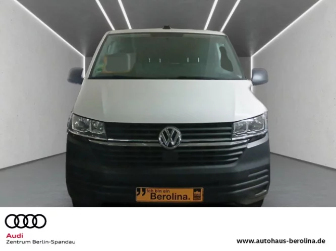 Details zum Fahrzeug: VW T6.1 Transporter Kasten 2.0 TDI KR *R-CAM*PDC*