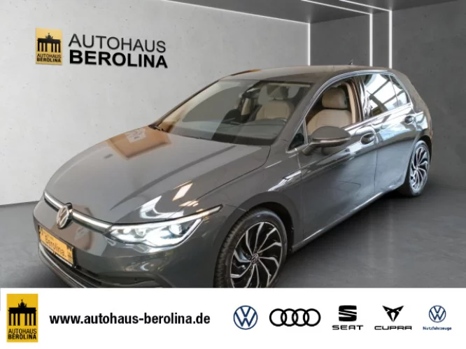 Details zum Fahrzeug: VW Golf VIII 2.0 TDI Style DSG *ACC*NAV*R-CAM*SHZ*