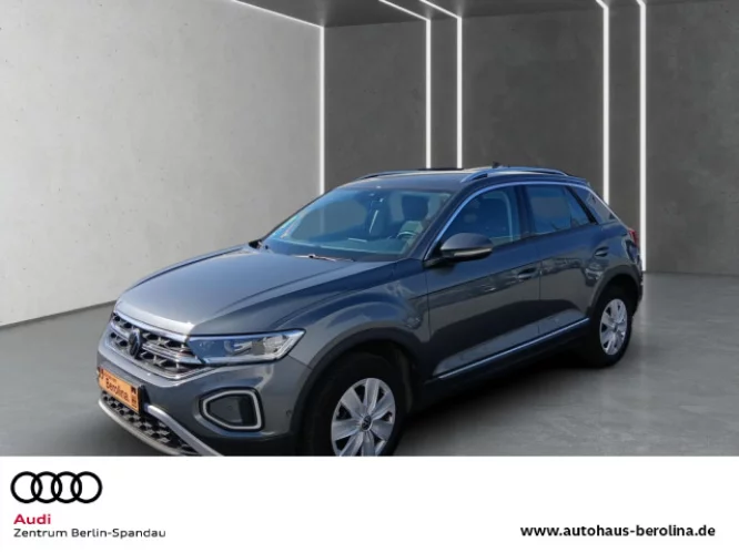 Details zum Fahrzeug: VW T-Roc 1.5 TSI Style DSG *ACC*LED+*NAV*SHZ*