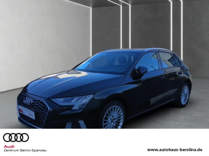 Details zum Fahrzeug: AUDI A3 Sportback 35 TFSI Adv. S tronic *NAV+*R-CAM*