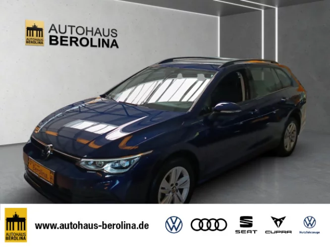 Details zum Fahrzeug: VW Golf VIII Variant 1.0 eTSI Life DSG *StdHz*LED+*
