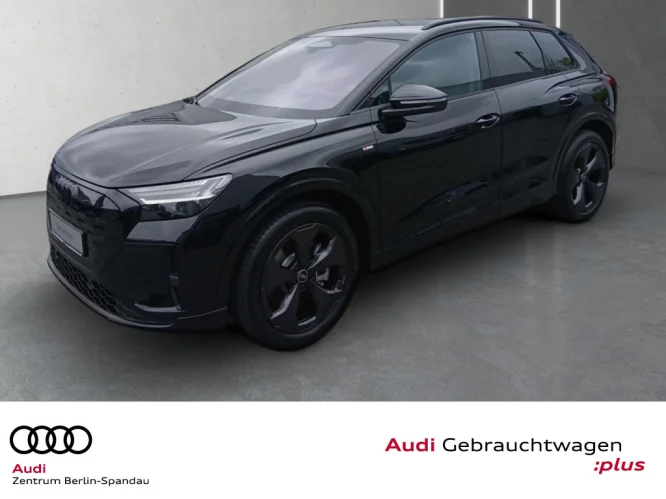Details zum Fahrzeug: AUDI Q4 e-tron performance *MATRIX*WärmeP*360°*ACC*
