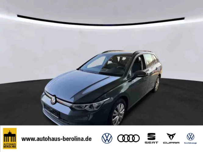 Details zum Fahrzeug: VW Golf VIII Variant 1.5 eTSI Life DSG *ACC*LED+*
