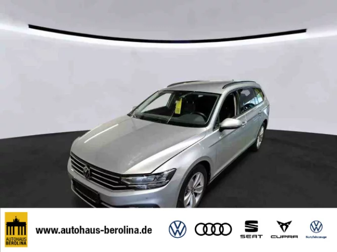 Details zum Fahrzeug: VW Passat Variant 2.0 TDI DSG *AHK*R-CAM*PDC*SHZ*