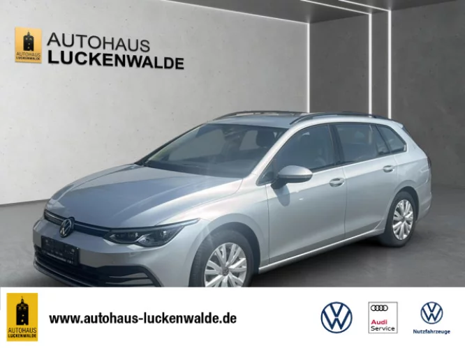 Details zum Fahrzeug: VW Golf VIII Variant 1.5 eTSI Life DSG *LED+*AHK*