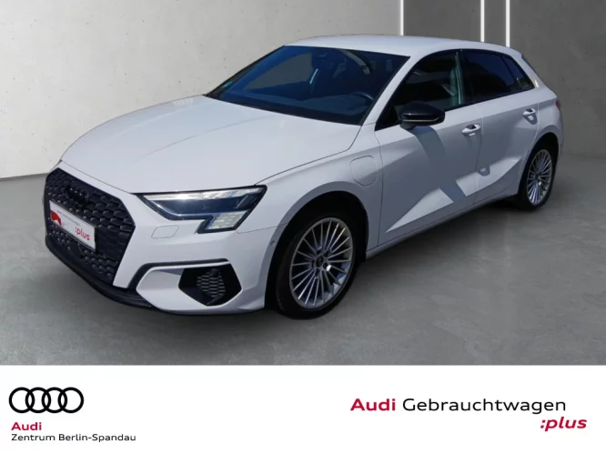 Details zum Fahrzeug: AUDI A3 Sportback 40 TFSI e Adv. S tronic *MATRIX*