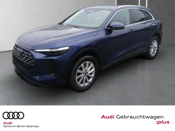 Details zum Fahrzeug: AUDI Q5 TFSI S tronic *ACC*AHK*R-CAM*PARKASSIST+*SHZ*