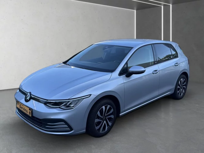 Details zum Fahrzeug: VW Golf VIII 1.0 eTSI Active DSG *ACC*NAV*PDC*SHZ*