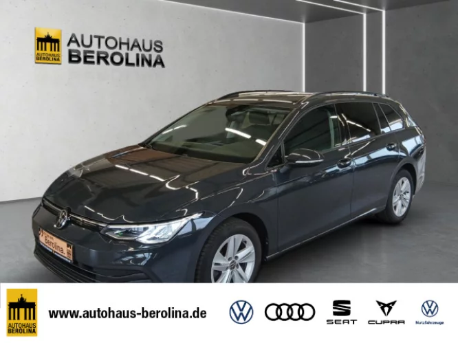 Details zum Fahrzeug: VW Golf VIII Variant 1.5 eTSI Life DSG *ACC*SHZ*