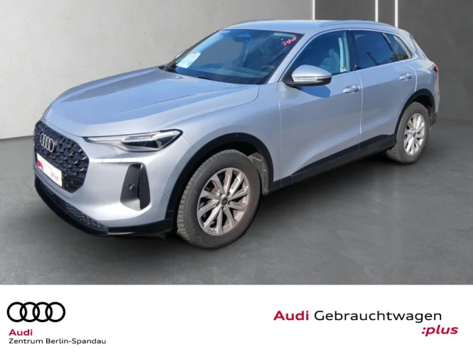 Details zum Fahrzeug: AUDI Q5 TFSI S tronic *ACC*LED+*R-CAM*AHK*