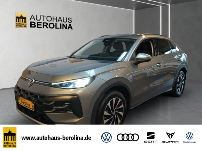 Details zum Fahrzeug: VW T-Roc 1.5 eTSI Life DSG *ACC*R-CAM*Digi.C-Pro*