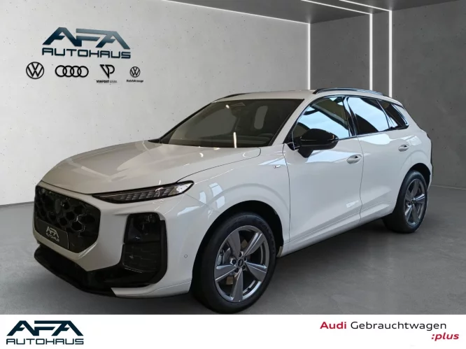 Details zum Fahrzeug: Audi Q3 TDI S tronic 2x S-Line*LM19*opt.schwarz