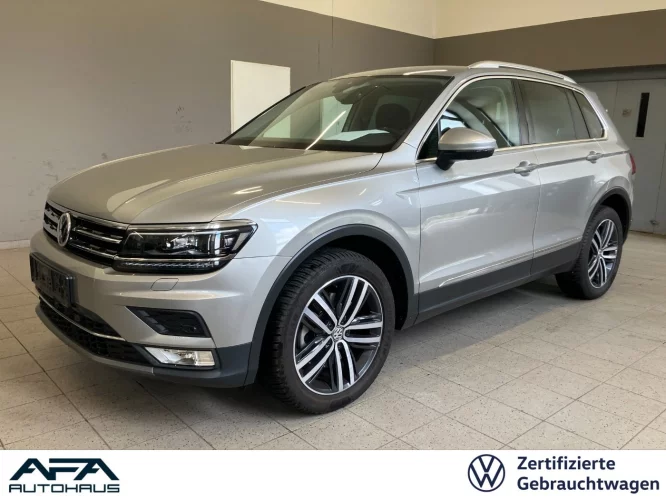 Details zum Fahrzeug: VW Tiguan 2.0 TSI Highline 4M DSG RFK*Navi*LED*HUD