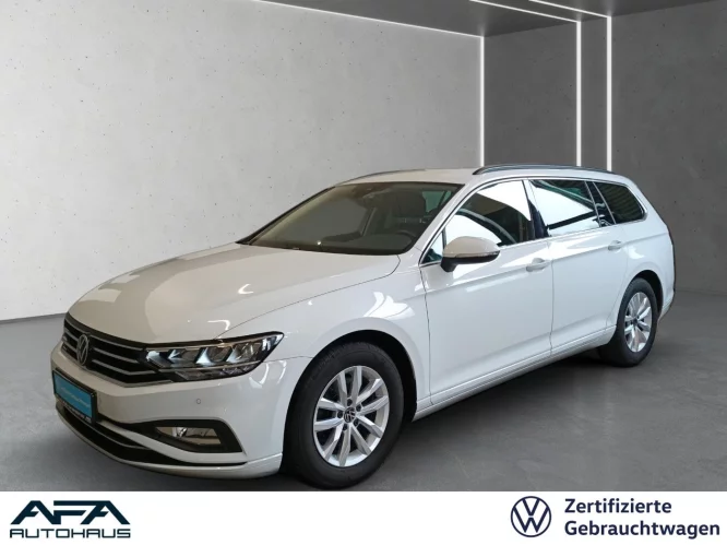 Details zum Fahrzeug: VW Passat Var. 1.5 TSI Business DSG NAV*LED*RFK*ACC