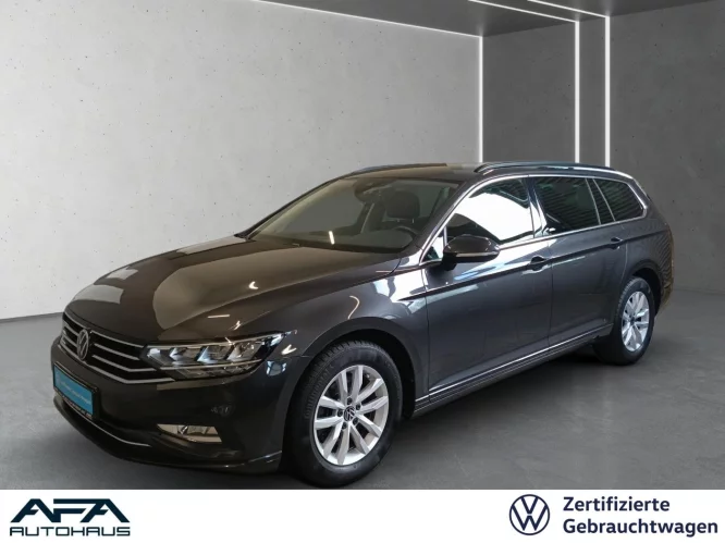 Details zum Fahrzeug: VW Passat Var. 1.5 TSI Business DSG AHK*NAV*ACC*SHZ