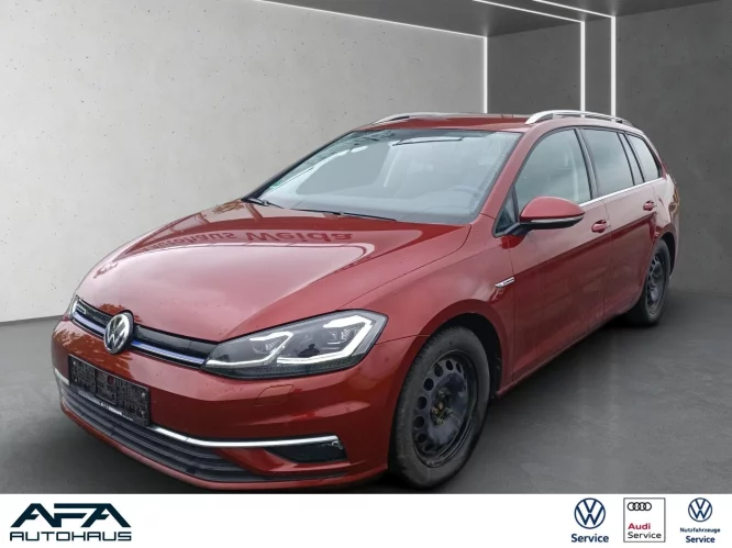 Details zum Fahrzeug: VW Golf VII Variant 1.5 TSI Highline LED*Navi*RFK*ACC*SHZ